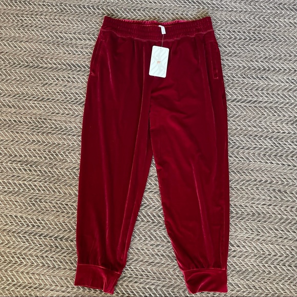 Fabletics Joggers - Picture 7 of 10